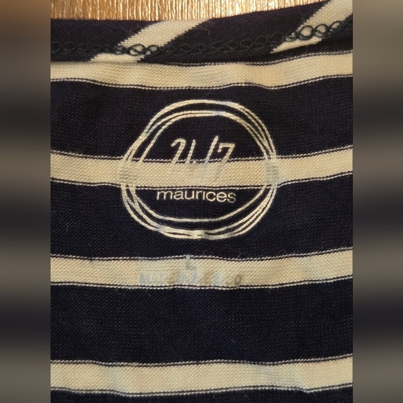 NWOT Maurcies Striped Tank Top - Picture 4 of 6